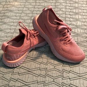 Women’s Nike shoes